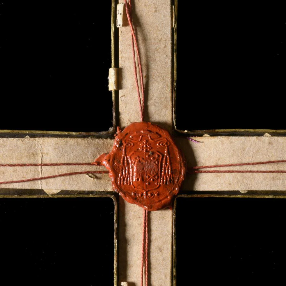 CRUCIFIX RELIQUAIRE AUX NOMBREUSES RELIQUES - Image 9