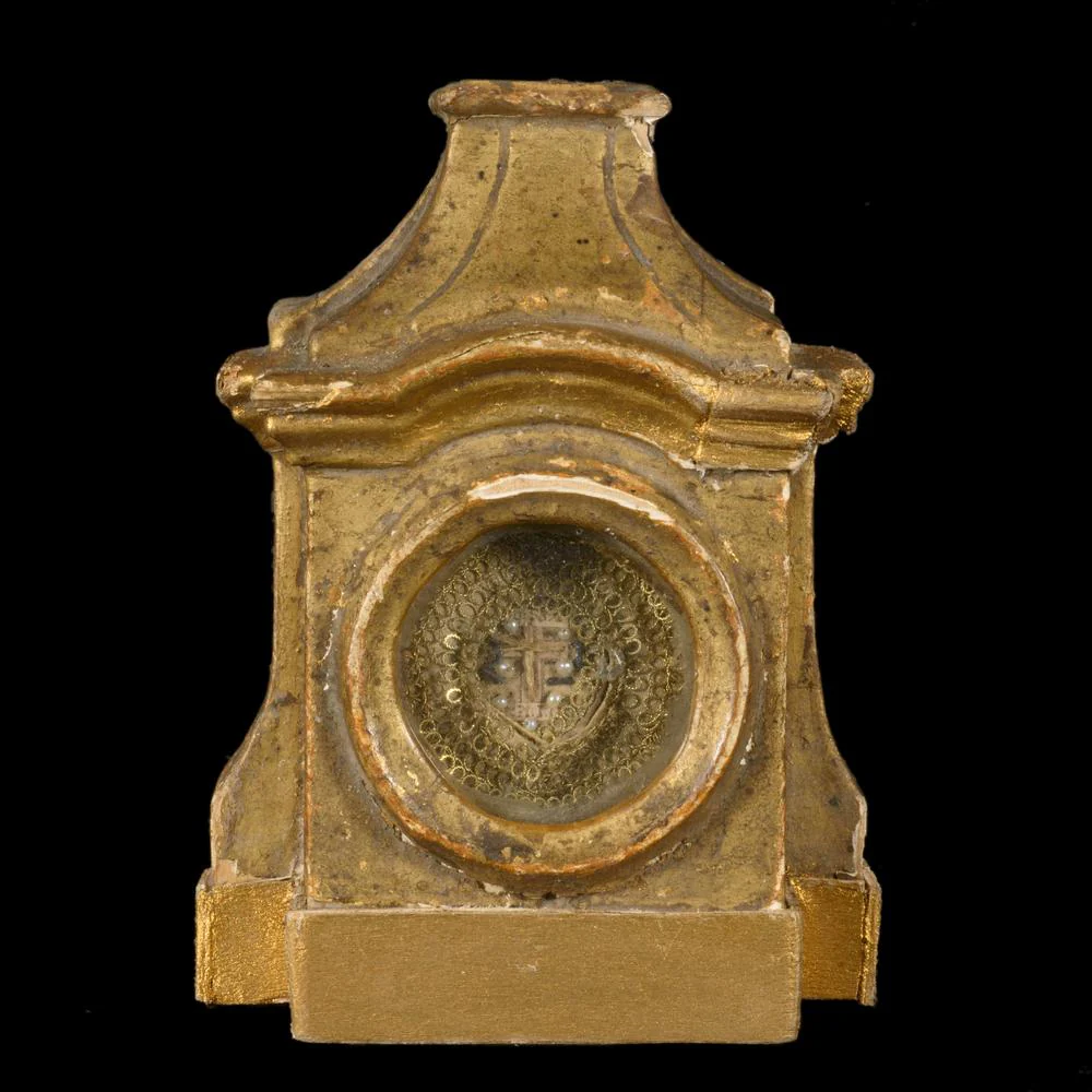 Reliques de la Vraie Croix : Objets Sacrés d'Histoire